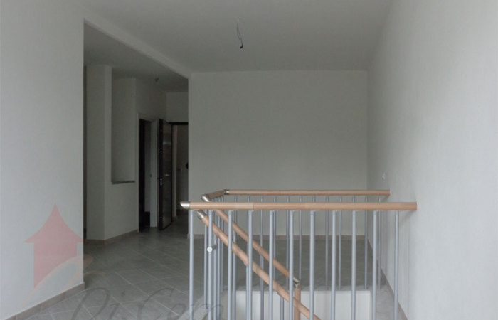 Trilocale 98 mq in vendita a Tirrenia