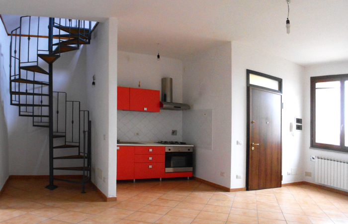 Appartamento 75 mq in affitto a Calcinaia, zona Calcinaia