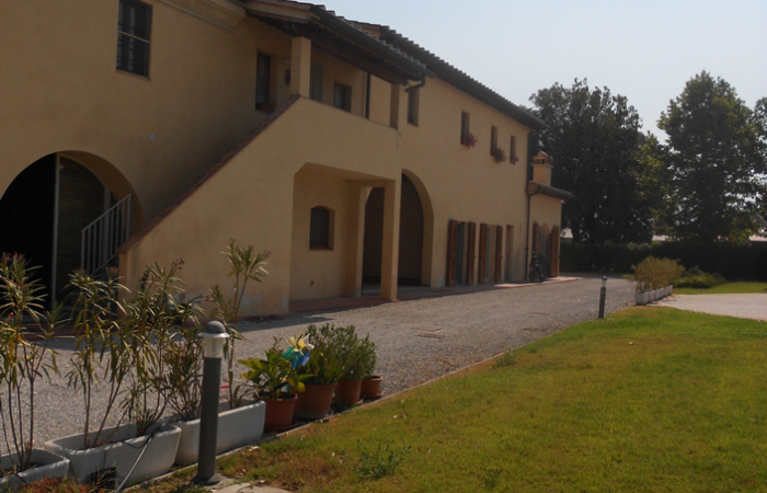 Rustico 120 mq in affitto a Pisa, zona Ospedaletto