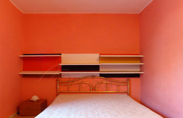 appartamento vendita tirrenia camera matrimoniale