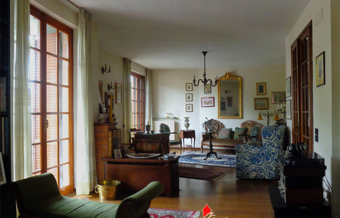 Porta a Lucca Pisa – Villa singola in vendita di 270 mq con giardino