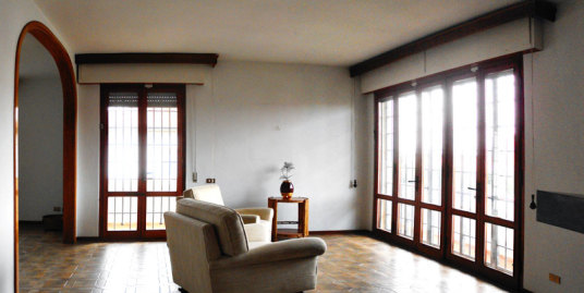 villa-vendita-san-lorenzo-alle-corti