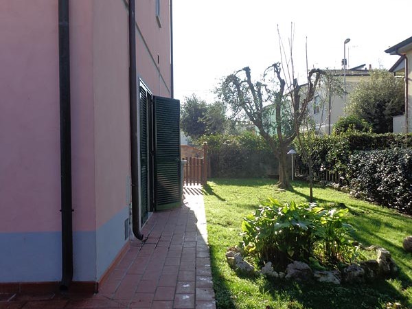 villa migliarino giardino