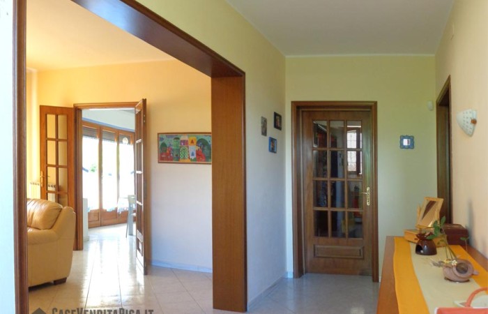 ingresso-dell'appartamento-san-martino-ulmiano