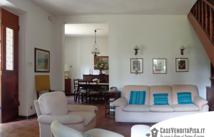 soggiorno-della-villa-bifamiliare