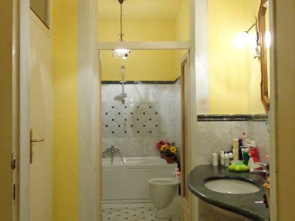 antibagno-dell'appartamento-in-vendita