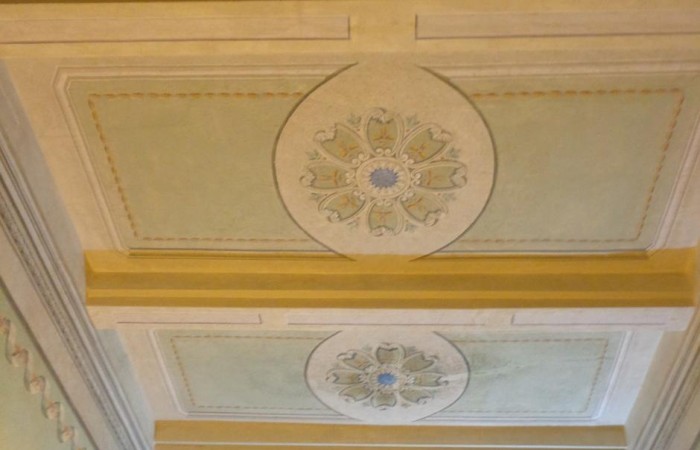 decori sul soffitto