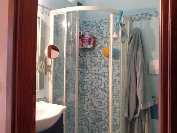 bagno-di-servizio-piano-terra