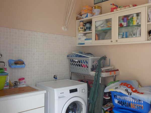 lavanderia-stireria-piano-terra