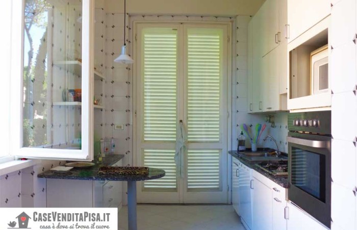 villa-cucina-semiabitabile