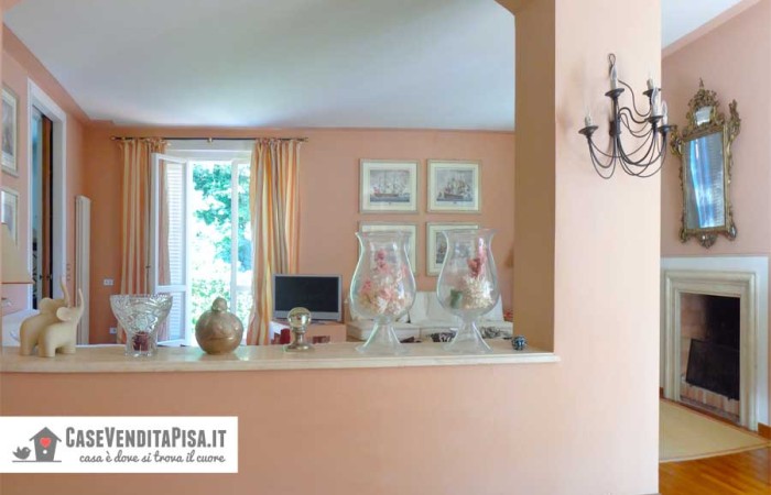 villa-tirrenia-vista-soggiorno