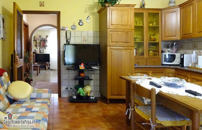 cucina-pranzo-piano-primo-2