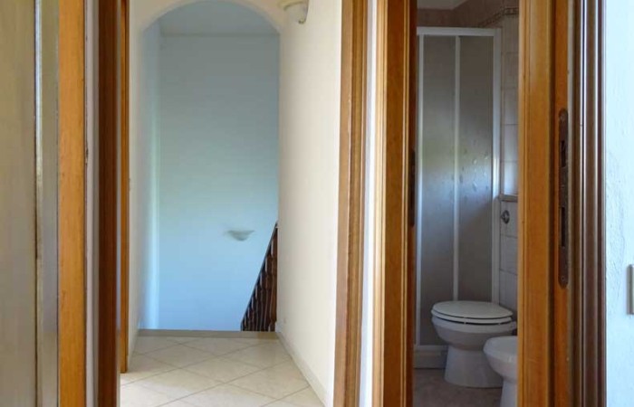 terratetto-cascina-disimpegno-notte-2