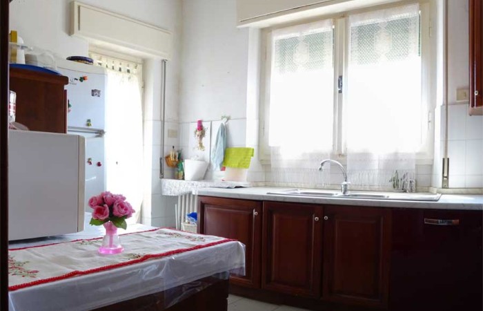 cucina-villa-duplex-tirrenia