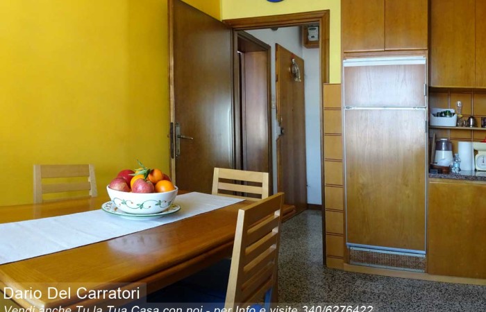 cucina-con-balcone-verandato-2