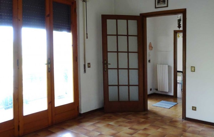 zona-pranzo-villa-vecchiano