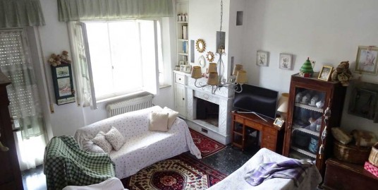 villa schiera vendita tirrenia