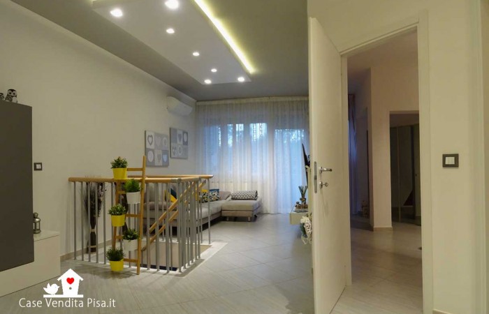 Appartamento semi nuovo in vendita Tirrenia