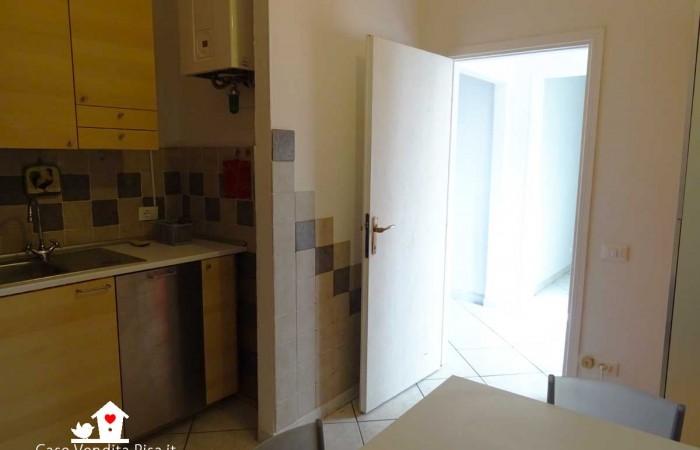 appartamento-vendita-tirrenia-cucina-2