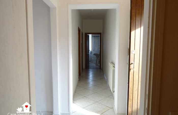 appartamento-vendita-tirrenia-ingresso