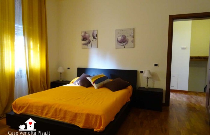 camera-con-bagno-e-stanza-armadi-2-rustico-metato